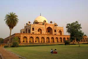 Humayen's Tomb, Delhi